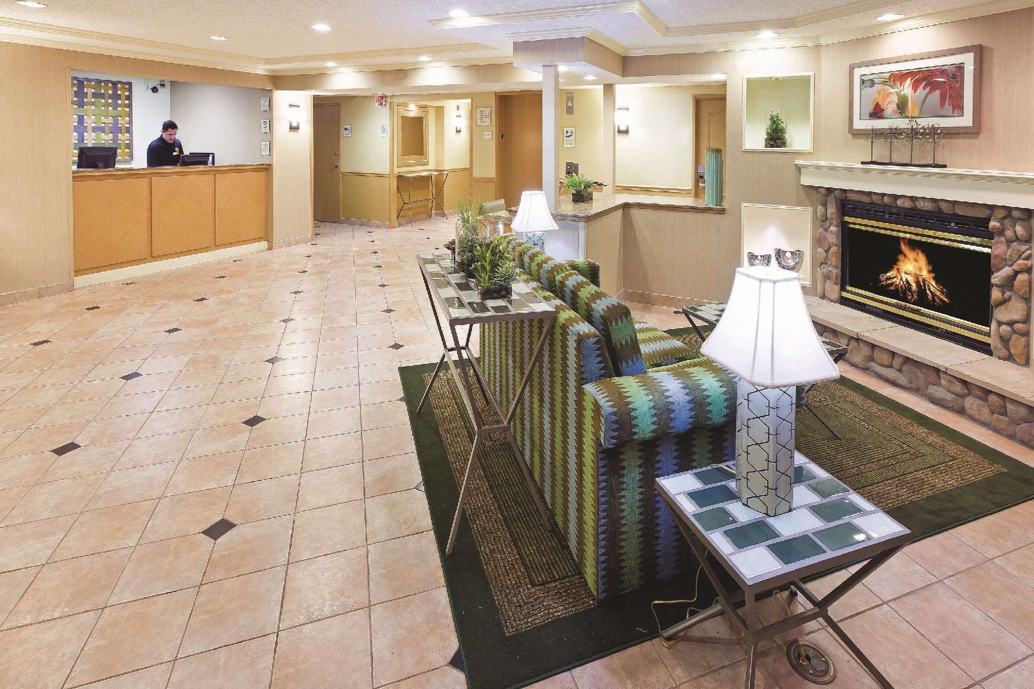 La Quinta By Wyndham Houston Nw Brookhollow Exterior photo
